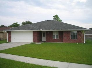 1904 Brookhaven St, Deridder, LA 70634