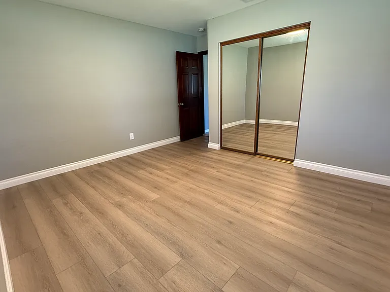 bedroom space is roughly 200sqft