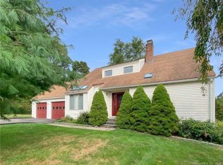 98 Black Walnut Dr, Durham, CT 06422