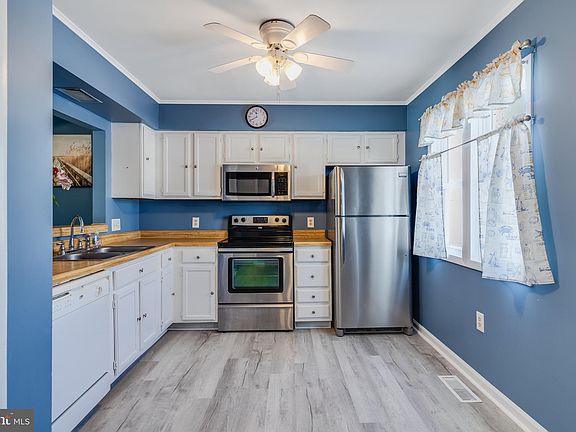 4th image of 38215 Thistle Ct Unit 8