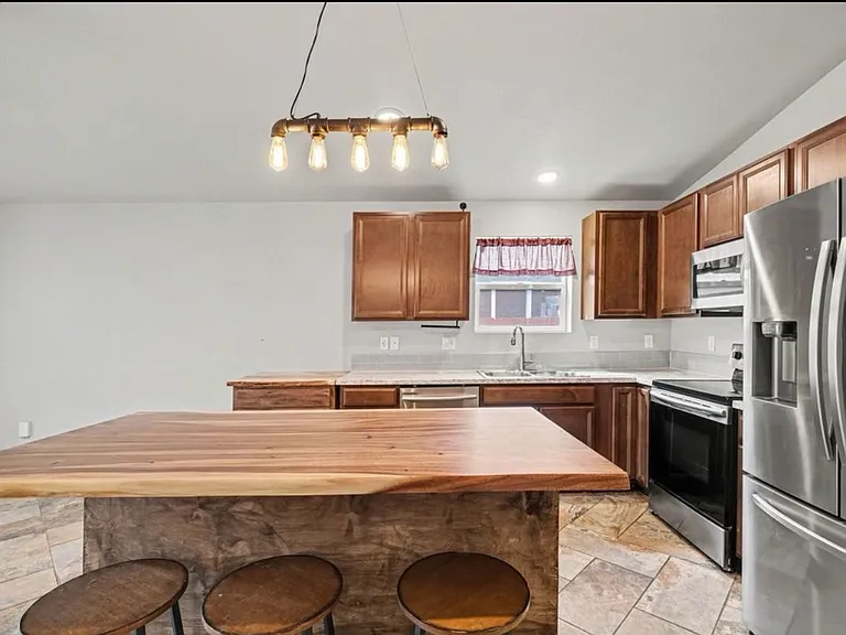 3208 Sandy Harbor Dr — Photo 11