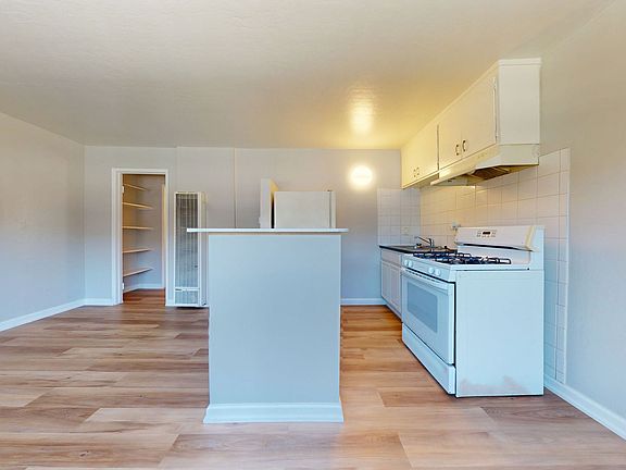 4th image of 2268-2274 E 15th St #2274-08