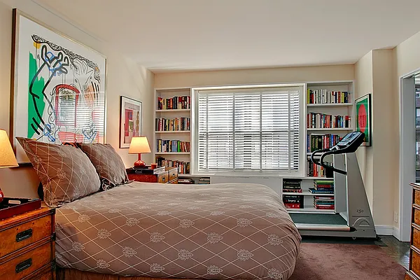 Sold by Corcoran | media 14