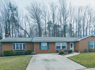 966 Dew Ct, Gambrills, MD 21054