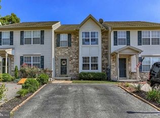 187 Sara Ln, Hanover, PA 17331