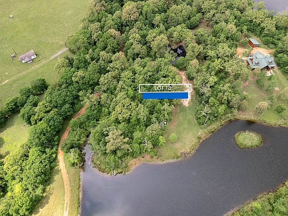2nd image of 18 Lakeside Dr