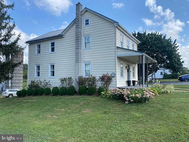 887 Centerville Rd — Photo 35
