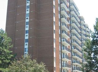 8591 Riverside Dr E #208, Windsor, ON N8S1G3