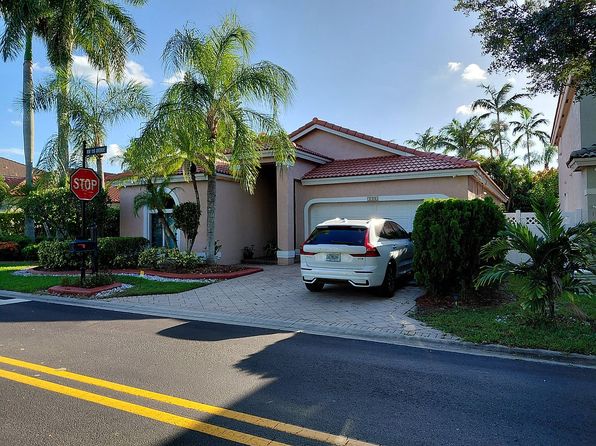 1104 NW 116th Ave