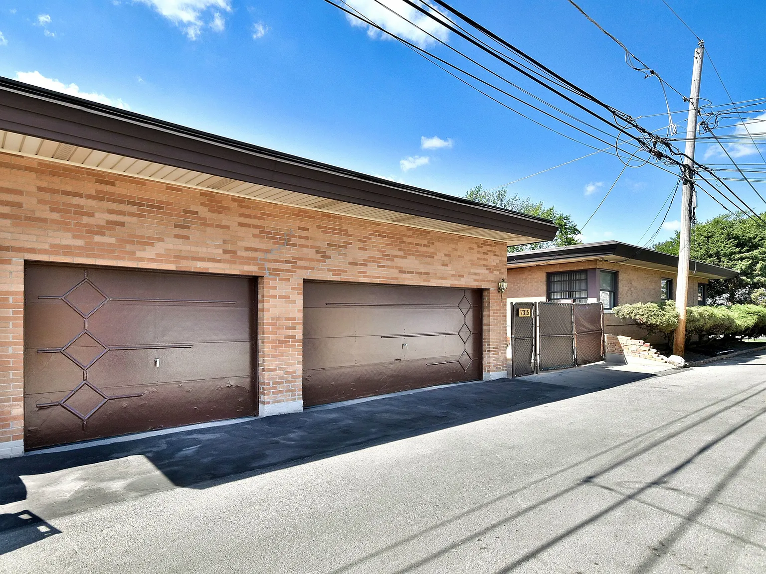 3 bed, 1600 sqft, $2,850 — Photo 3