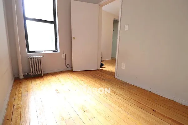 Rented by Mason Group LLC | media 19