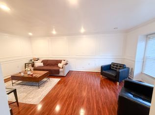 11958 Glen Alden Rd, Fairfax, VA 22030