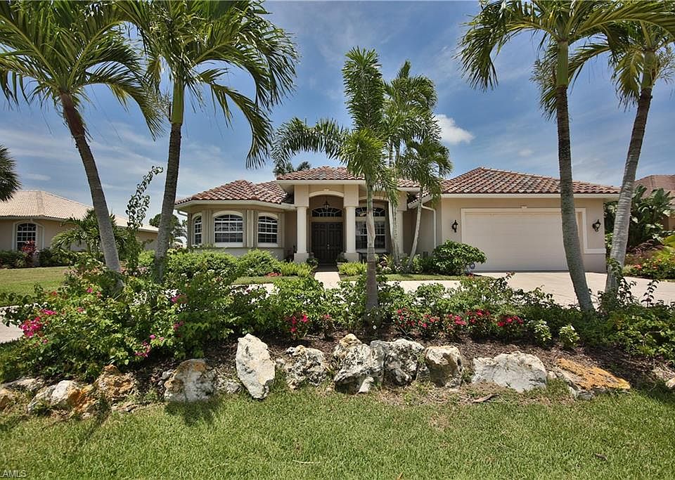 1st image of 9813 Alhambra Ln