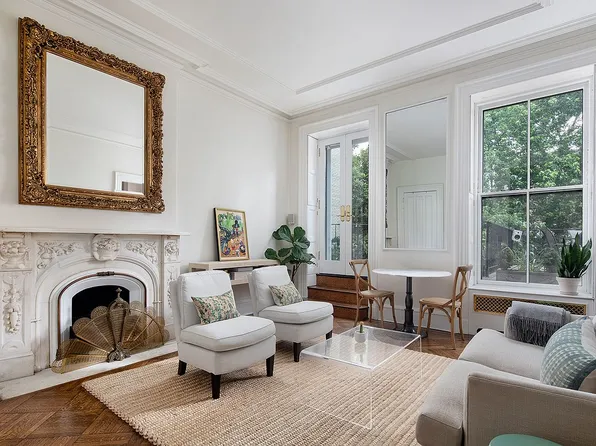 21 Monroe Pl APT 3, Brooklyn, NY 11201