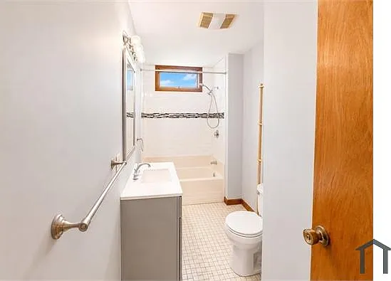 544 Plymouth Ave #2 — Photo 2
