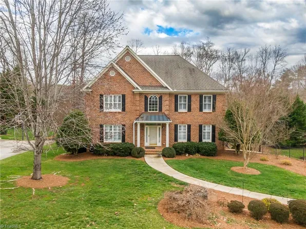 210 N Hiddenbrooke Dr, Advance, NC 27006