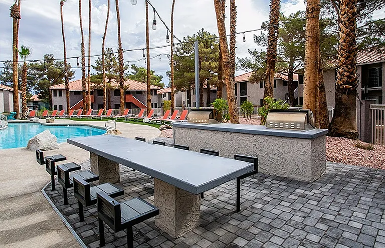 Bloom Apartment Homes — Photo 27