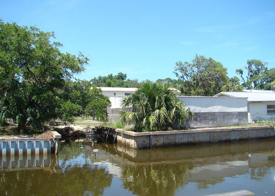 172 6th Ave E, Horseshoe Beach, FL 32648 Zillow