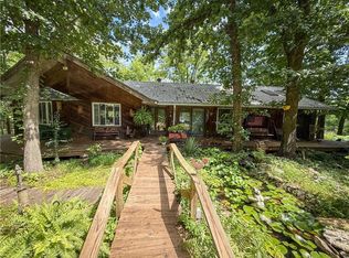 24604 E 327th St, Harrisonville, MO 64701