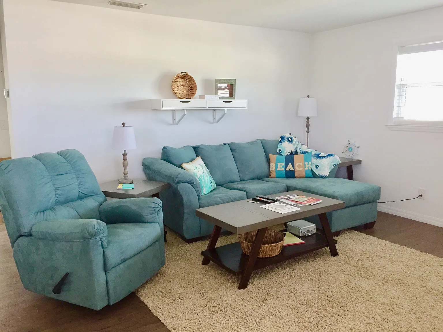 2 bed, 2.0 bath, 1000 sqft, $3,000 — Photo 3