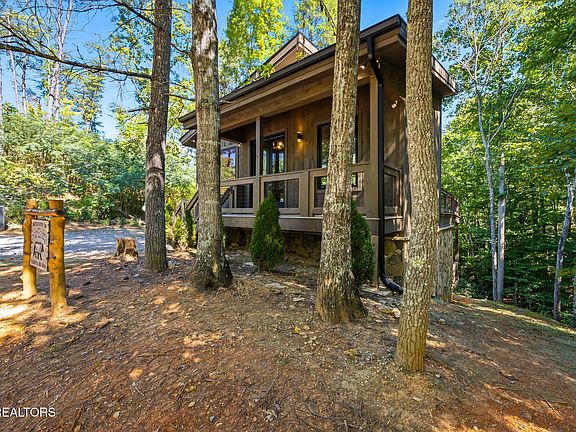 3rd image of 2807 Teaberry Hill Way