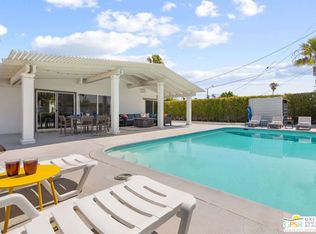 915 E Racquet Club Rd, Palm Springs, CA 92262