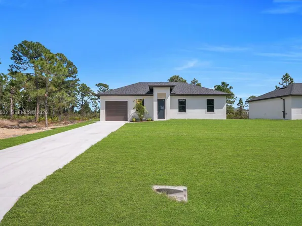 635 Summit Ave S, Lehigh Acres, FL 33974