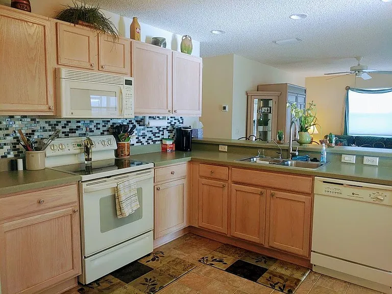 17400 SE 82nd Roslyn Ct — Photo 8