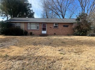 1513 Duke Dr, Petersburg, VA 23803