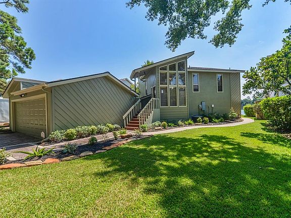2nd image of 3118 Canterbury Ln