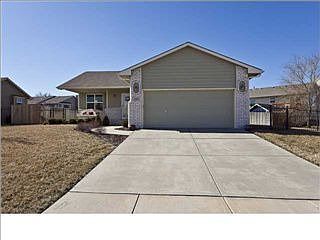 1st image of 1103 W Basswood Dr