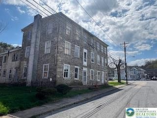 1st image of 102 E Penn St