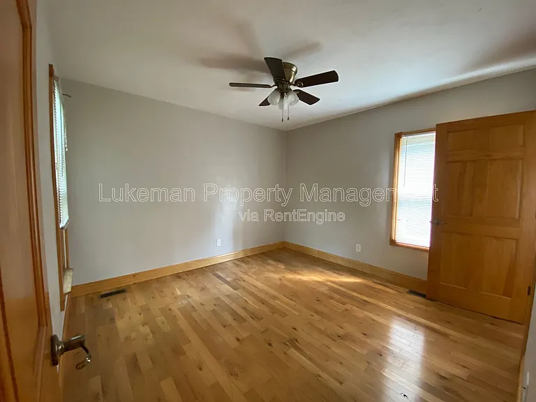 725 W Vine St #2 — Photo 3