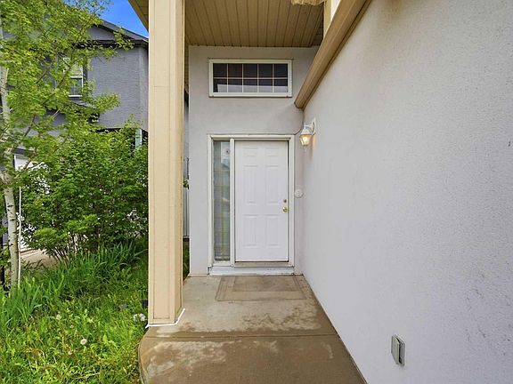 3rd image of 141 Tarawood Pl NE