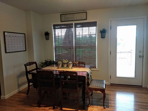 5th image of 4876 Millstone Dr