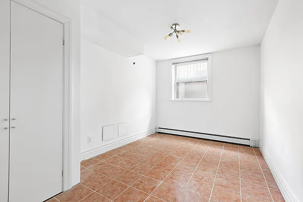 Rented by Compass | media 37