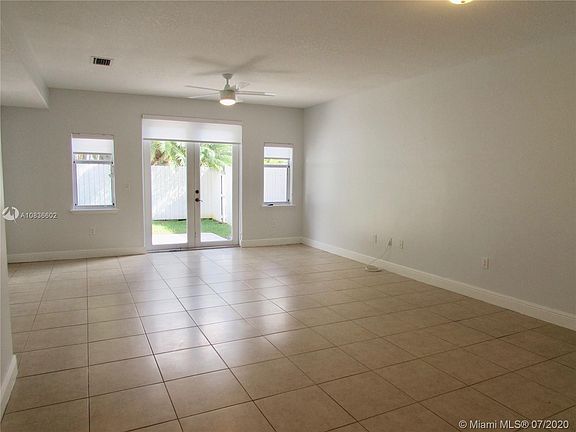 4th image of 13925 SW 86th Ct