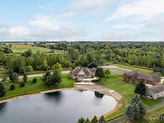 3rd image of 5631 Wapiti Dr