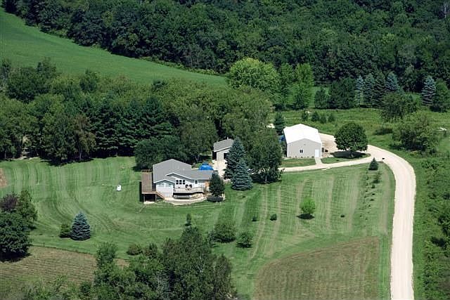 1st image of 10829 Colombus Dr