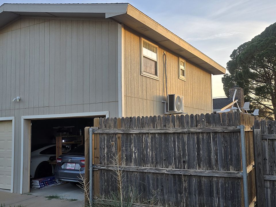 1st image of 401 Waverly Dr