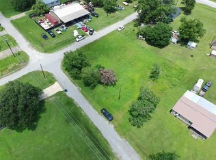 2702 12th St, Hempstead, TX 77445