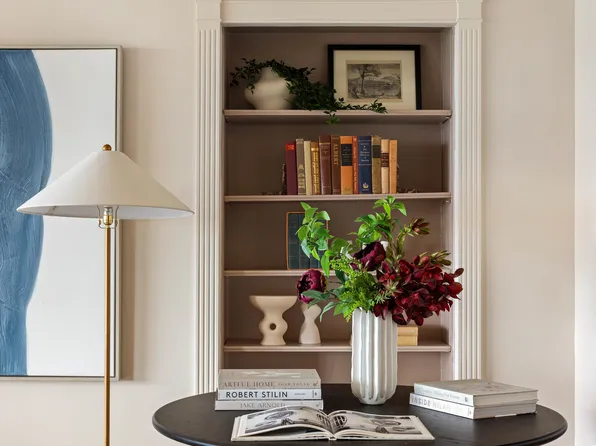 130 East End Avenue image 2 of 12