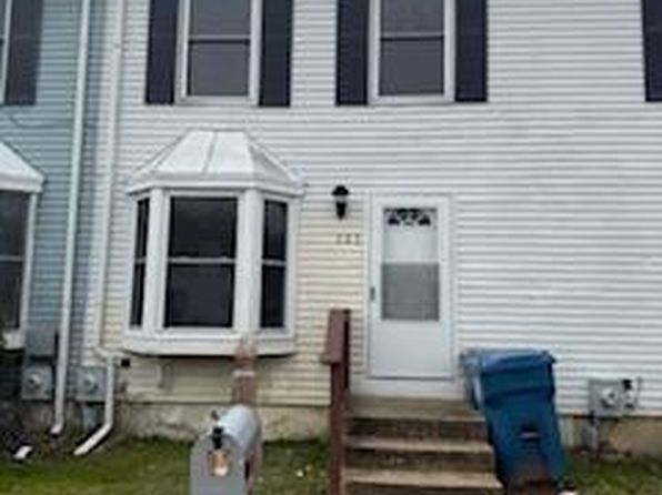 121 Whitburn Pl