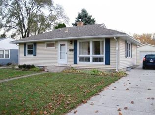 5518 Dahlen Dr, Madison, WI 53705