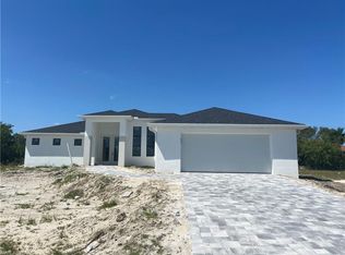 216 SW 29th Ave, Cape Coral, FL 33991