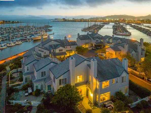 502 Commodore Dr, Richmond, CA 94804