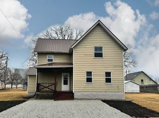 207 E Maple St, Chatsworth, IL 60921