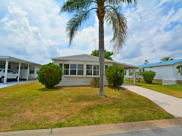 623 Periwinkle Cir, Barefoot Bay, FL 32976