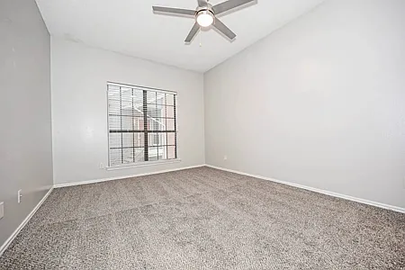 4804 Haverwood — Photo 11