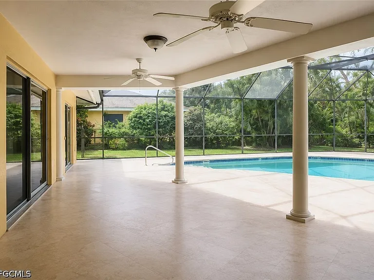 4479 Lakewood Blvd — Photo 20